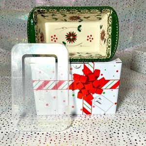 Temptations "Old World" Poinsettia Ceramic Loaf Baking Dish & Plastic Lid